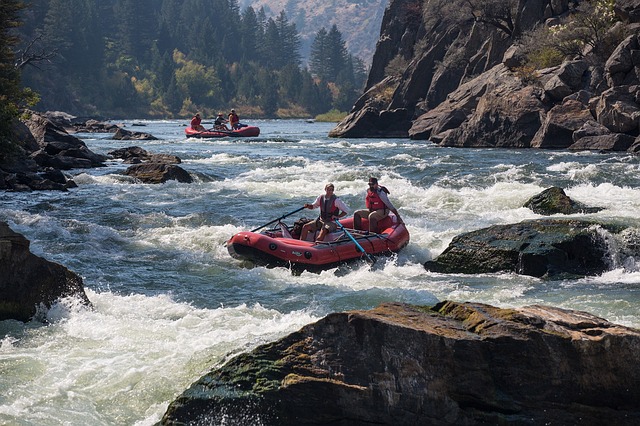 What to Wear White Water Rafting