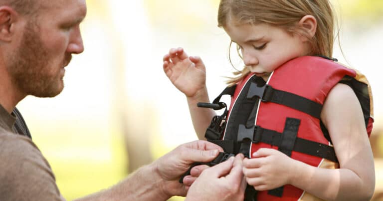 Life Jacket Laws By State PFD Laws By State LIST Peaceful Paddle