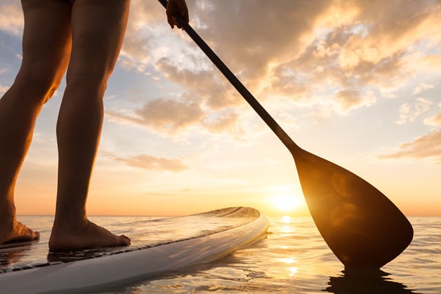 How to Grip a SUP Paddle and Hold it The Right Way