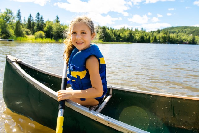 Safety Tips for Canoeing with Kids